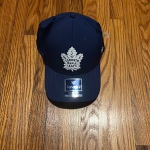 Toronto Maple Leafs Baseball cap stretch fit
